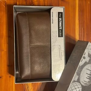NWT Buxton Ultimate Wallet (genuine leather)